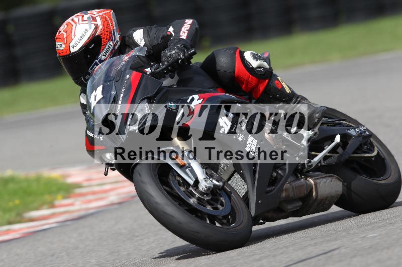 /Archiv-2022/63 10.09.2022 Speer Racing ADR/RSE/11-1